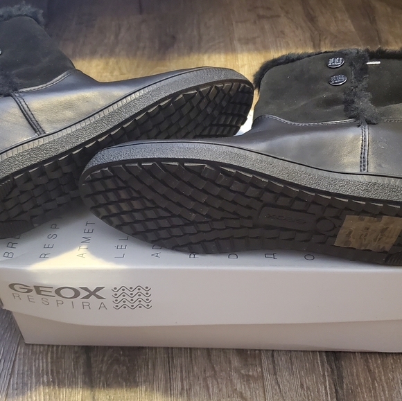 Geox Amphibiox Ankle Boots - Picture 6 of 10